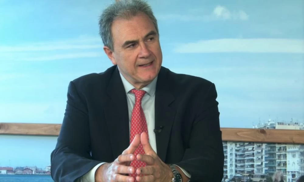 Φενέκος: "Η χαμένη Ευρώπη και ο ρόλος ΗΠΑ - Ρωσίας"